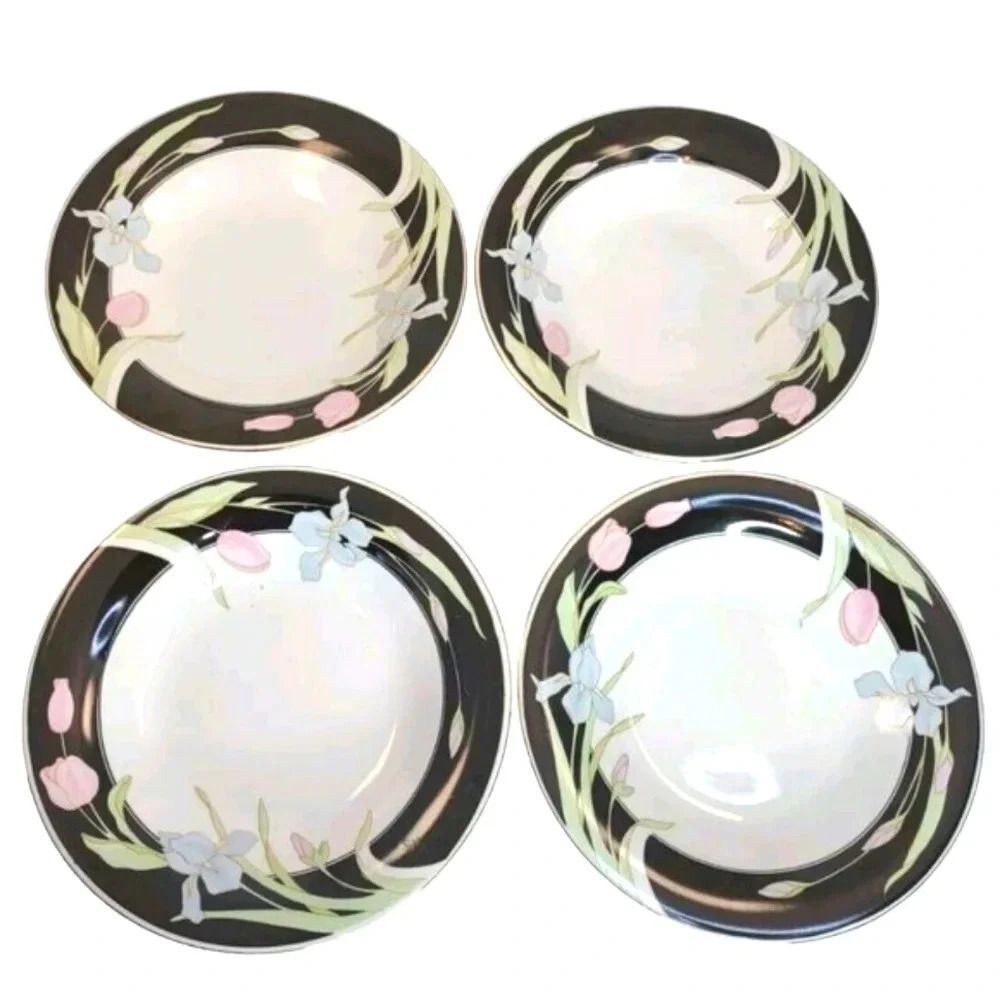 Fairfield Fine China by Vanessa Yung Shen 8" soup pasta Bowls Gold Rim Set of 4